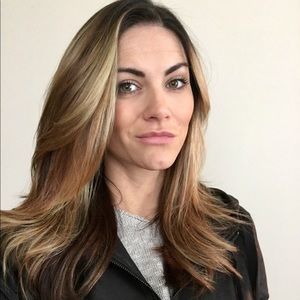 Meet your Posher, Jade